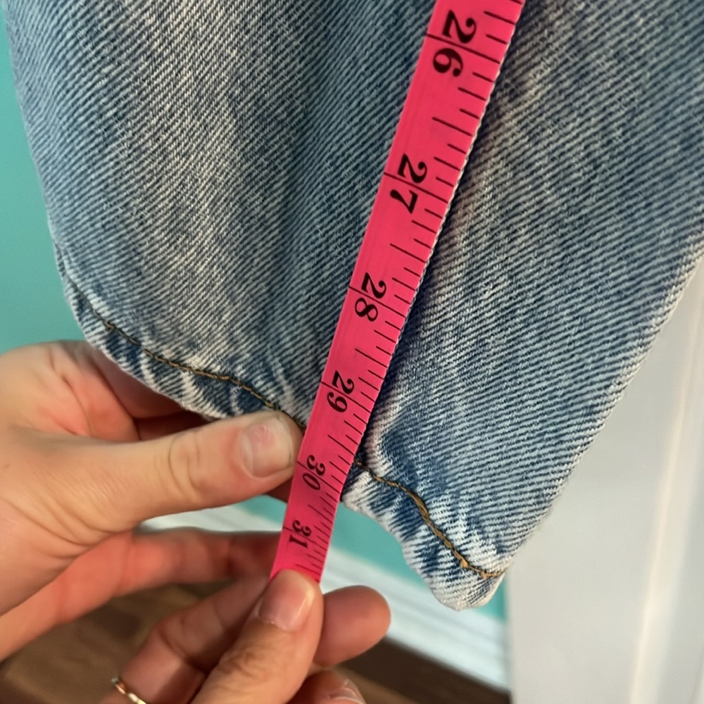 Levi’s Baggy Wide Leg Jeans - Picture 4 of 6